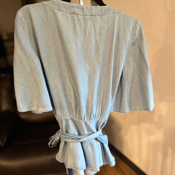 Ann Taylor Light Denim Peplum Wrap Top with Flutter Sleeves - Picture 3 of 4